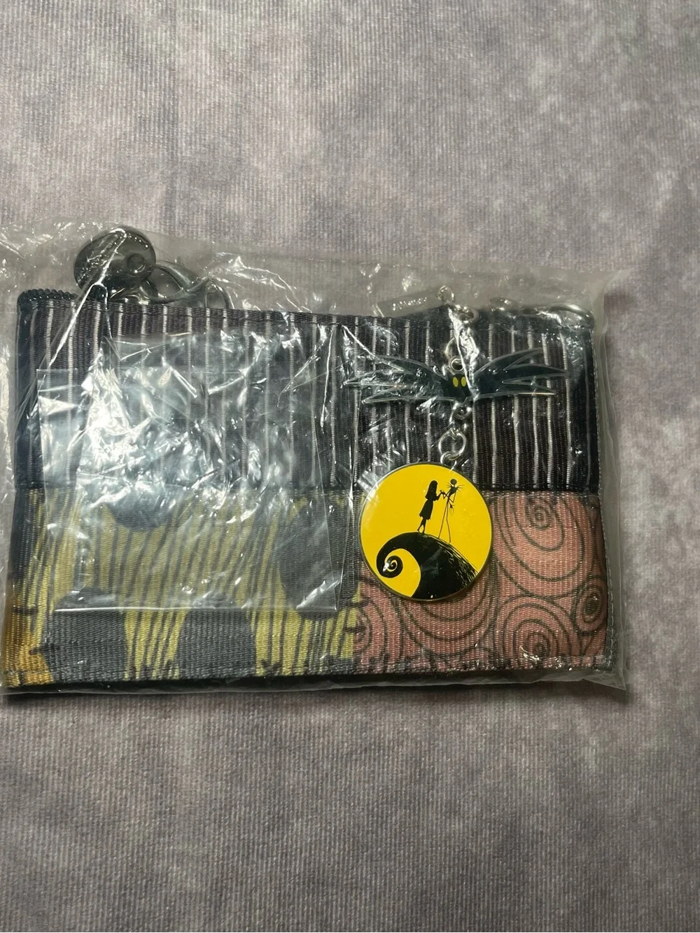 Harveys Seatbelt Disney Nightmare Christmas Jack & Sally Coin Purse & Keychain